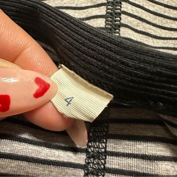 LULULEMON Awesoma Henley in Hyper Stripe Black Heathered Slate Sz. 4 - Picture 8 of 14